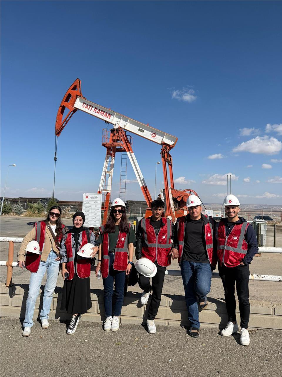 batman-bati-raman-ve-gabar-saha-ziyaretiyle-ogrenciler-uygulamali-deneyim-kazandi