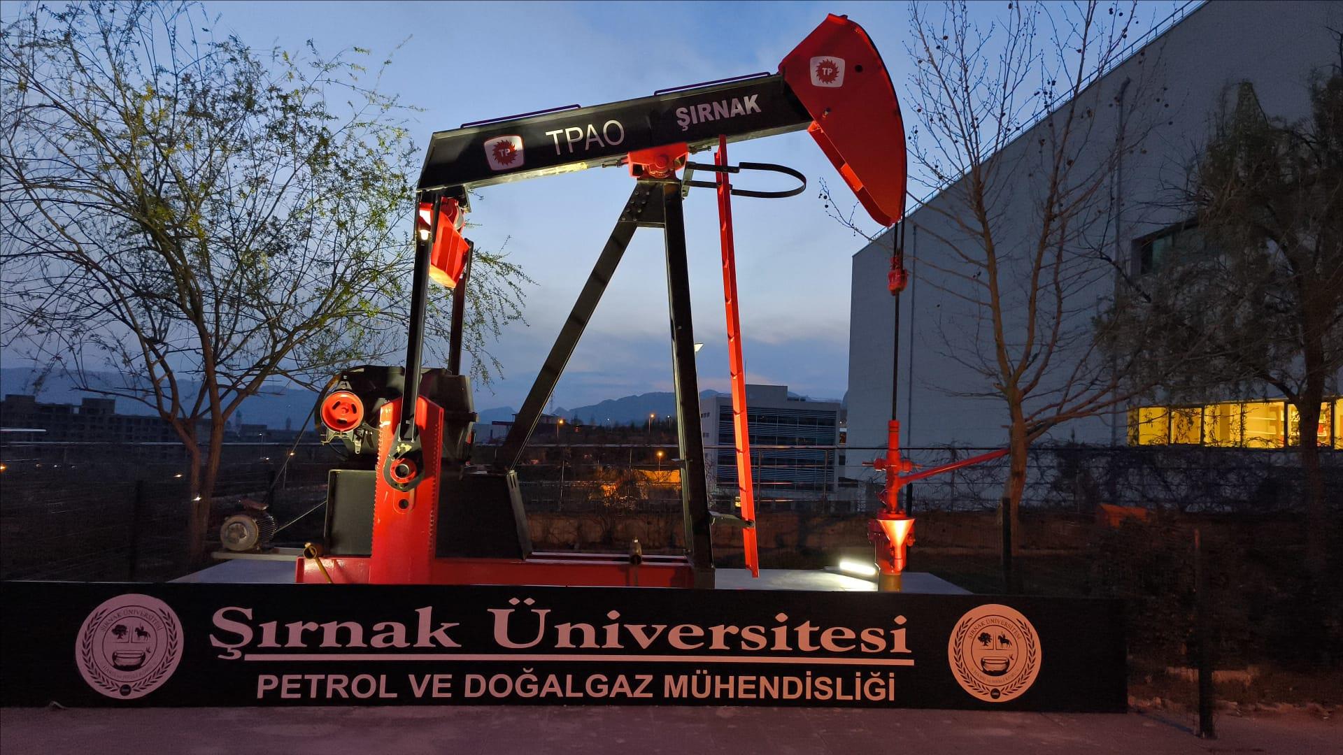Petrol ve Doğalgaz Mühendisliği
